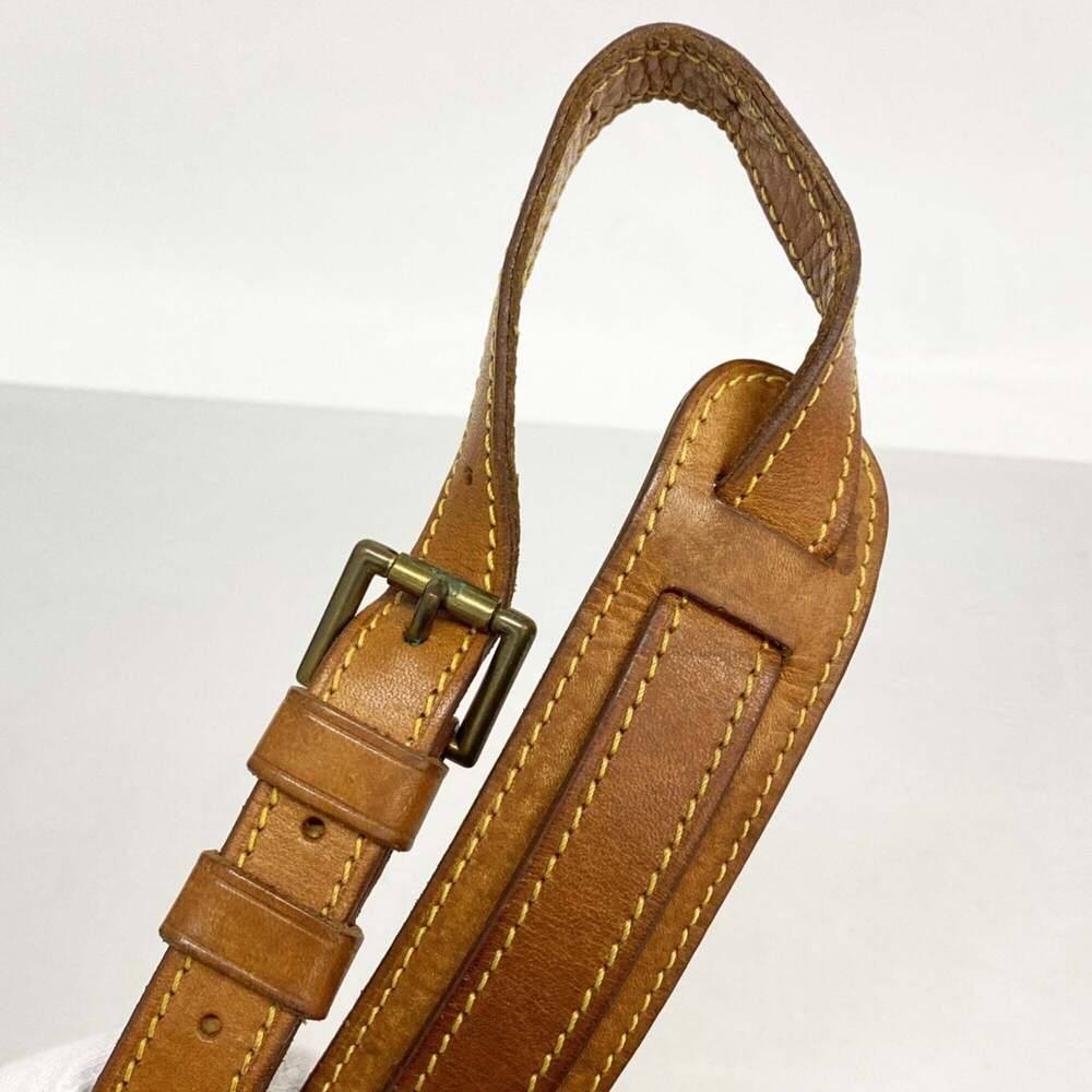 LOUIS VUITTON Brown Monogram Shoulder Bag - Picture 11 of 13